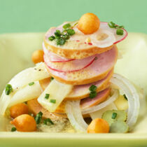 Wurstsalat mit Backerbsen