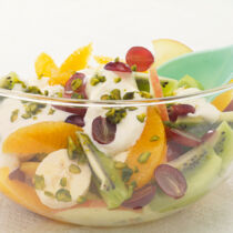 Obstsalat mit Orangenjoghurt
