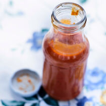 Tomaten-Pflaumen-Ketchup Tomaten-Pflaumen-Ketchup