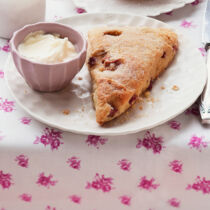 Rhabarberscones Rhabarberscones