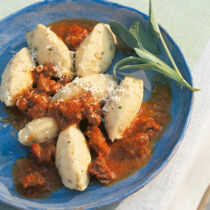 Kartoffel-Ricotta-Gnocchi mit Gänsesugo