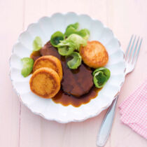 Rinderbraten mit Kürbis-Kartoffel-Plätzchen