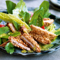 Caesar Salad mit Knusperschnitzel Caesar Salad mit Knusperschnitzel