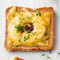 Überbackener Ananas-Toast