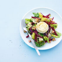 Rote-Bete-Salat mit Gratiniertem Ziegenkäse