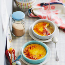 Crème brûlée mit Vanille und Safran