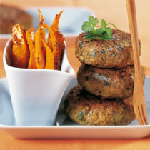 Grünkernpflanzerl mit Senfmöhren Grünkernpflanzerl mit Senfmöhren