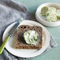 Kräuterbutter-Rolle Kräuterbutter-Rolle