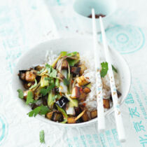 Auberginen mit Lauch und Sesamöl Auberginen mit Lauch und Sesamöl