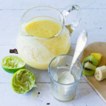 Ananas-Kiwi-Smoothie