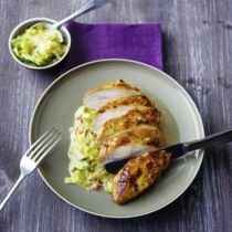 Mariniertes Hähnchenbrustfilet mit Mandelsauce Mariniertes Hähnchenbrustfilet mit Mandelsauce