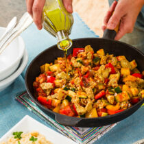Tofupfanne mit buntem Gemüse Tofupfanne mit buntem Gemüse
