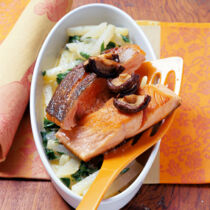 Lachs mit Kohlrabi und Shiitake-Pilzen