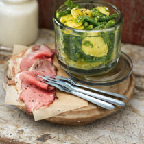 Bohnen-Kartoffel-Salat mit Meerrettich-Vinaigrette Bohnen-Kartoffel-Salat mit Meerrettich-Vinaigrette