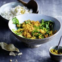 Spinat-Linsen-Dal mit Basmatireis Spinat-Linsen-Dal mit Basmatireis