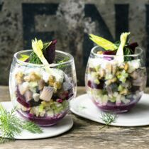 Mini-Matjes-Schichtsalat