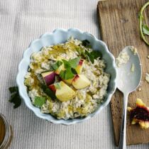 Minzige Overnight-Flocken mit Nektarinen Minzige Overnight-Flocken mit Nektarinen