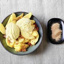 Apfelstückchen mit Zimt Apfelstückchen mit Zimt