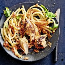 Hähnchen in cremiger Tomatensauce Hähnchen in cremiger Tomatensauce