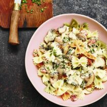 Farfalle mit Pilzen