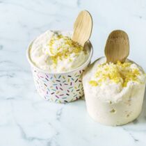 Cremiges Orangen-Eis Cremiges Orangen-Eis