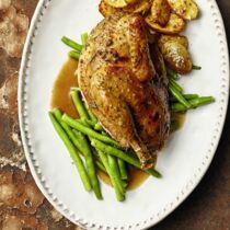 Fasan mit grünen Bohnen und Rosmarinkartoffeln Fasan mit grünen Bohnen und Rosmarinkartoffeln