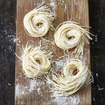 Frische Ramen-Nudeln