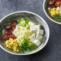 Ramen mit Tomate und Tofu Ramen mit Tomate und Tofu
