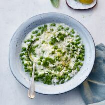 Risotto mit Erbsen und Schalotten Risotto mit Erbsen und Schalotten