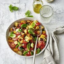 Panzanella mit 
Zitronendressing