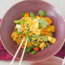 Gebratene Tofunudeln Gebratene Tofunudeln