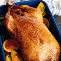 Gefüllte Bauernente mit frischem Majoran Gefüllte Bauernente mit frischem Majoran