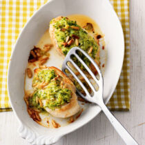 Hähnchenbrust mit Zucchini-Zitronen-Haube Hähnchenbrust mit Zucchini-Zitronen-Haube