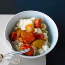 Rhabarberkompott auf Milchreis Rhabarberkompott auf Milchreis