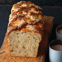 Birnenbrot mit Walnüssen Birnenbrot mit Walnüssen