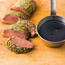 Rehrücken mit Kräutern Rehrücken mit Kräutern