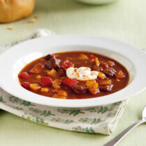 Gulaschsuppe mit Paprika