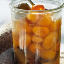 Winterfrüchtchen in Orangen-Vanille-Wodka