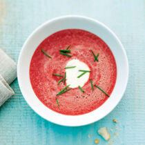 Rote-Bete-Suppe mit Ingwer und Wasabi