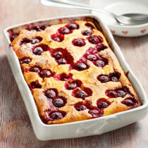 Grießauflauf mit Kirschen Grießauflauf mit Kirschen