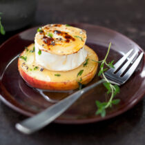 Ziegenkäse mit Äpfeln Ziegenkäse mit Äpfeln