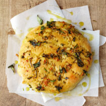 Pizzabrot mit Kräutern Pizzabrot mit Kräutern