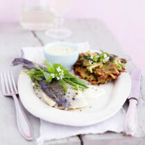 Wolfsbarsch mit Brennnesselrösti Wolfsbarsch mit Brennnesselrösti