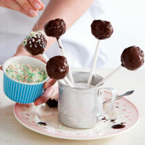 Cakepops mit Möhren