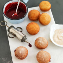 Krapfen mit Kirschfüllung