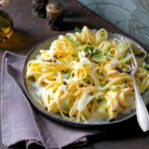 Zitronenpasta mit »Lauchspaghetti«
