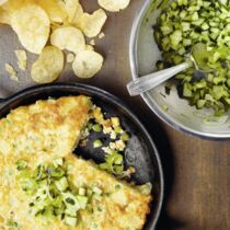 Tortilla mit Gurkensalat
