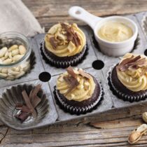 Schoko-Erdnuss-Cupcakes Schoko-Erdnuss-Cupcakes