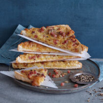 Zwiebelkuchen-Toasties