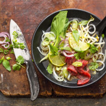 Vietnamesische Rindfleischsuppe